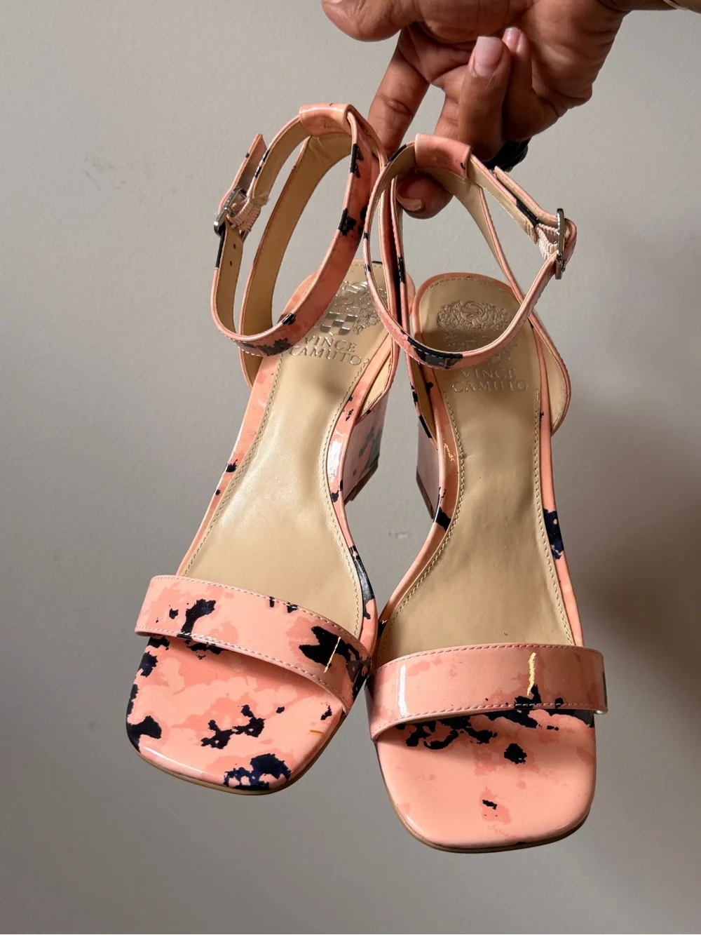 Vince Camuto Peach and Black Paint-Splash Wedges